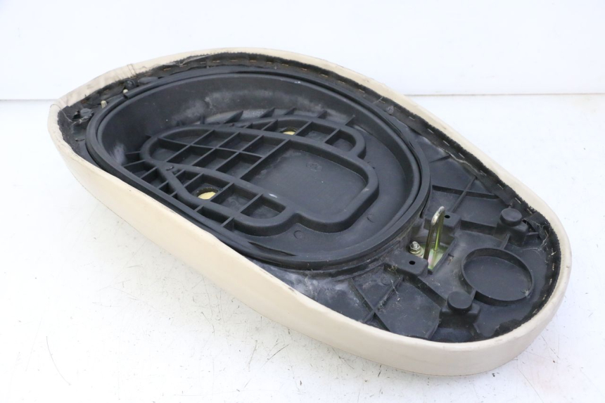 photo de SIEDZENIE JM MOTORS OLDIES GT 4T 50 (2018 - 2025) - Szczegół części