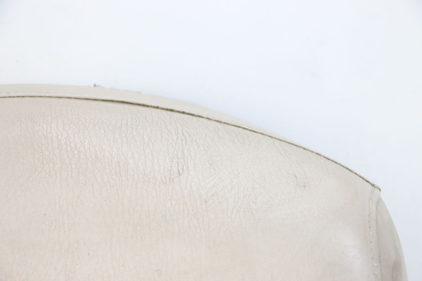 photo de SIEDZENIE JM MOTORS OLDIES GT 4T 50 (2018 - 2025) - Struktura - zbliżenie