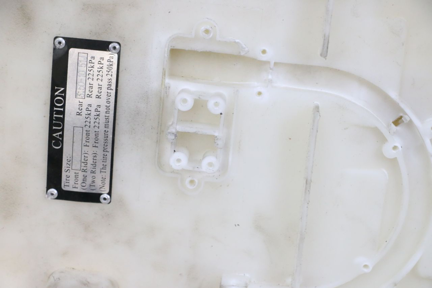 photo de SIEDZENIE JM MOTORS OLDIES GT 4T 50 (2018 - 2025) - Szczegóły charakterystyczne