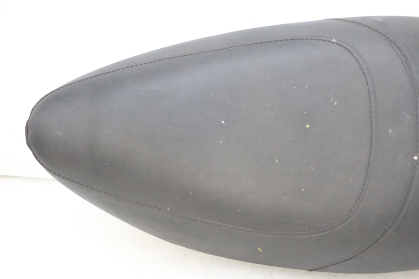 photo de SIEDZENIE JM MOTORS OLDIES GT 4T 50 (2018 - 2025) - Zoom stanu zużycia