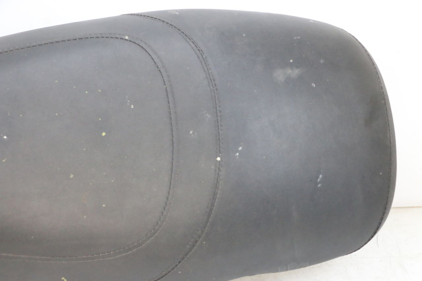 photo de SIEDZENIE JM MOTORS OLDIES GT 4T 50 (2018 - 2025) - Inny kąt widzenia