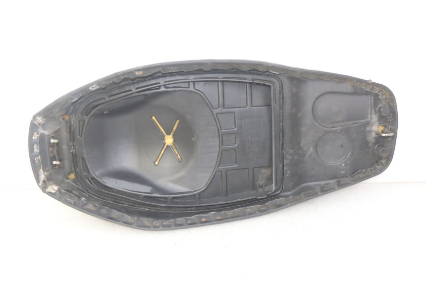 photo de SIEDZENIE SYM ORBIT 2 4T 50 (2008 - 2017) - Szczegóły charakterystyczne