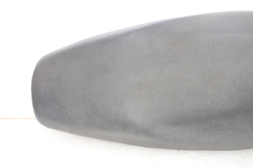 photo de SIEDZENIE SYM ORBIT 2 4T 50 (2008 - 2017) - Widok z bliska