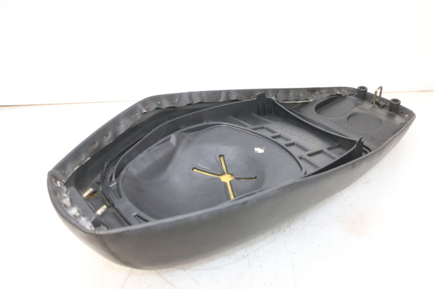 photo de SIEDZENIE SYM ORBIT 2 4T 50 (2008 - 2017) - Zoom stanu zużycia