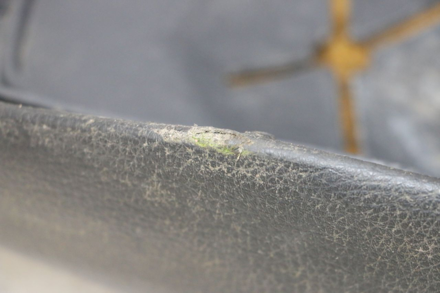 photo de SIEDZENIE SYM ORBIT 2 50 (2008 - 2014) - Szczegół części