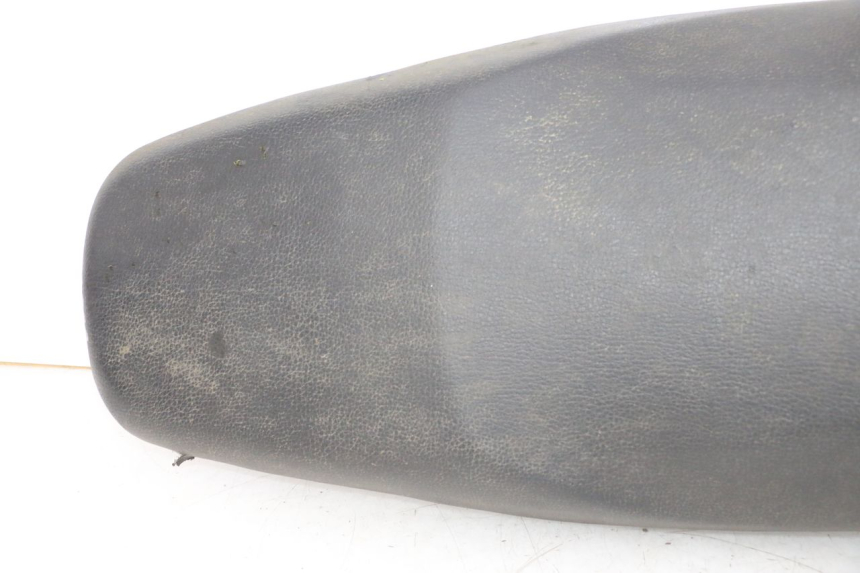 photo de SIEDZENIE SYM ORBIT 2 50 (2008 - 2014) - Struktura - zbliżenie