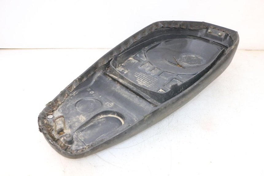 photo de SIEDZENIE SYM ORBIT 2 50 (2008 - 2014) - Punkty mocowania