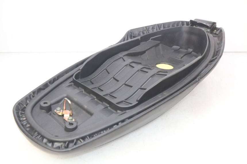 photo de SIEDZENIE SYM ORBIT III 3 4T 50 (2018 - 2021) - Część sprawdzona