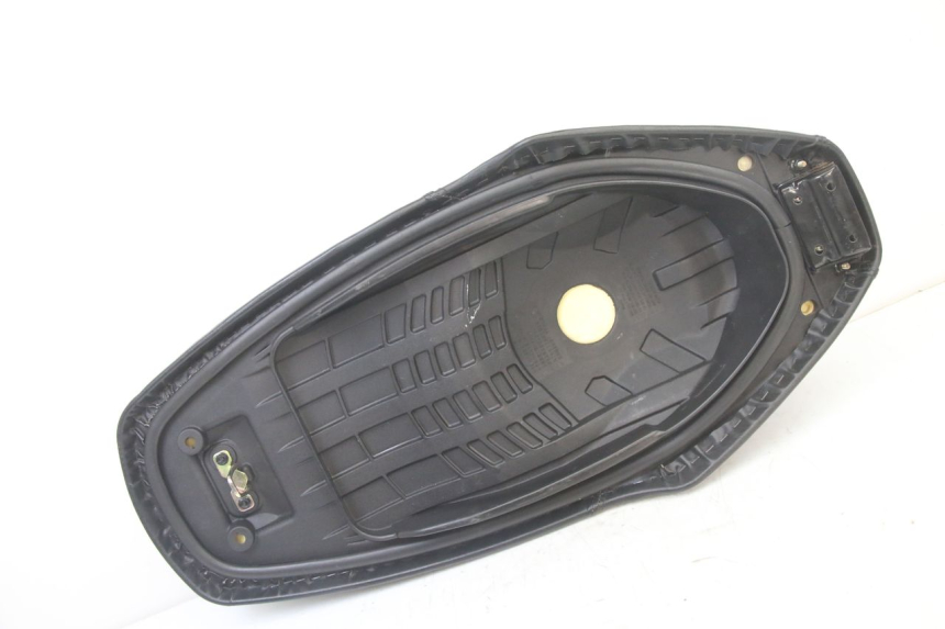 photo de SIEDZENIE SYM ORBIT III 3 4T 50 (2021 - 2025) - Część sprawdzona