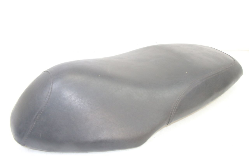 photo de SIEDZENIE SYM ORBIT III 3 4T 50 (2021 - 2025) - Zoom stanu zużycia