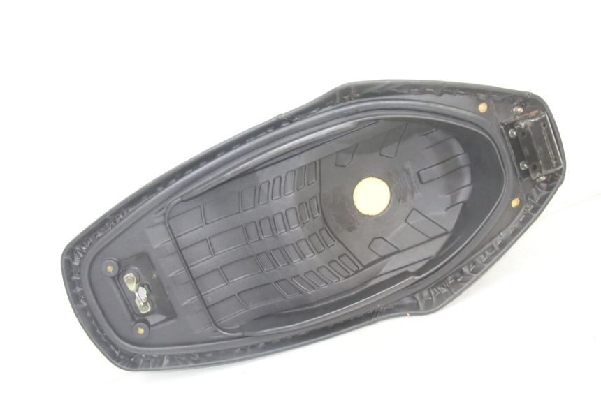 photo de SIEDZENIE SYM ORBIT III 3 4T 50 (2021 - 2025) - Widok ogólny