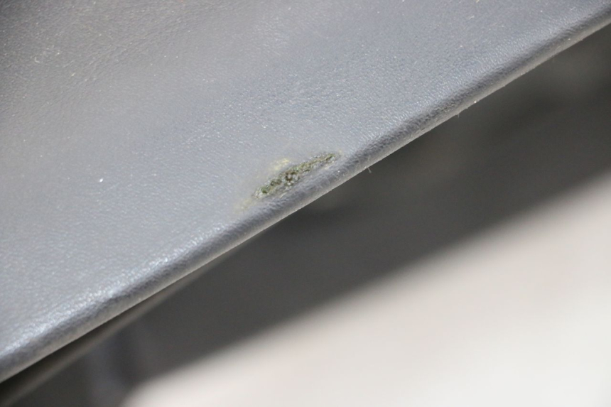 photo de SIEDZENIE SYM ORBIT III 3 4T 50 (2018 - 2021) - Szczegół części