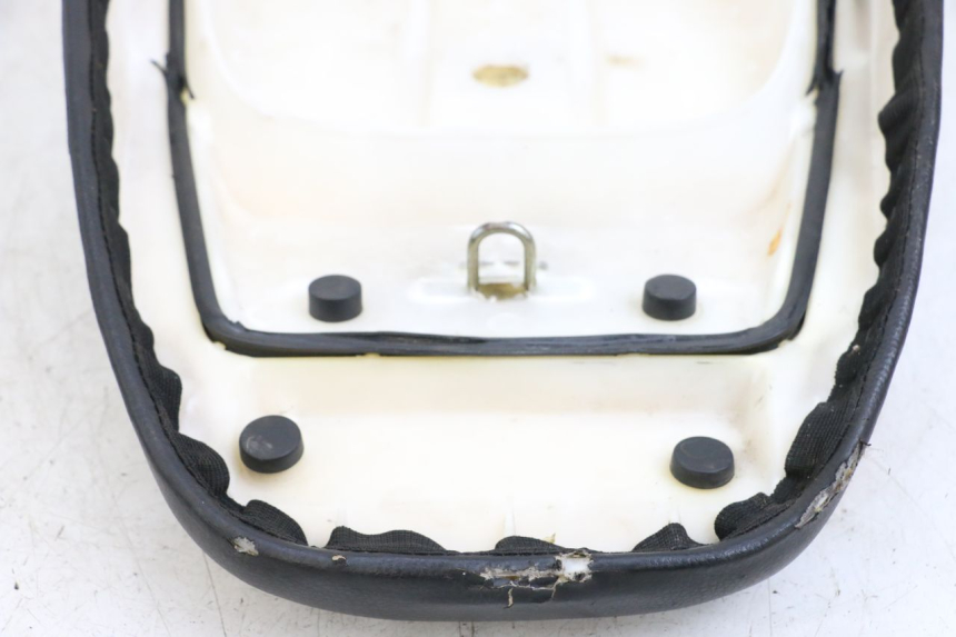 photo de SIEDZENIE IMF INDUSTRIE PACH 4T 50 (2009 - 2018) - Stan powierzchni