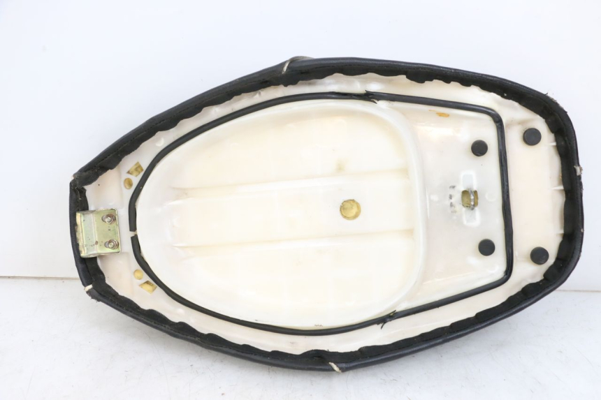 photo de SIEDZENIE IMF INDUSTRIE PACH 4T 50 (2009 - 2018) - Oznaczenia i referencje