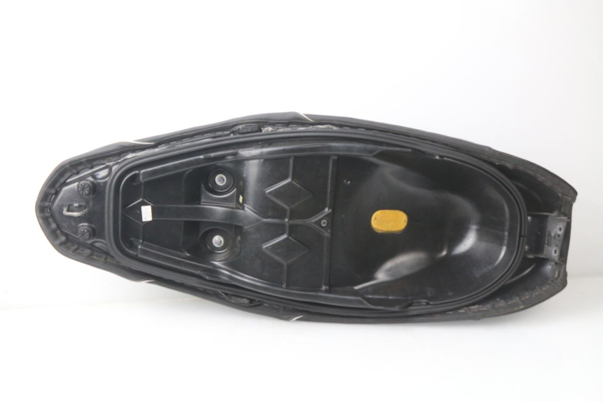 photo de SIEDZENIE HONDA PCX (JF47) 125 (2012 - 2013) - Zbliżenie komponentów