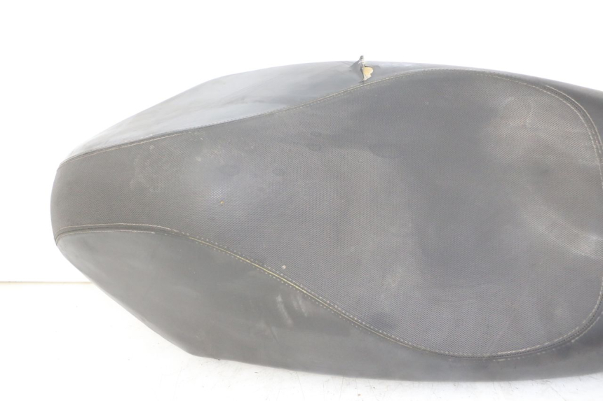 photo de SIEDZENIE PEUGEOT KISBEE 2T 50 (2010 - 2017) - Zoom jakości