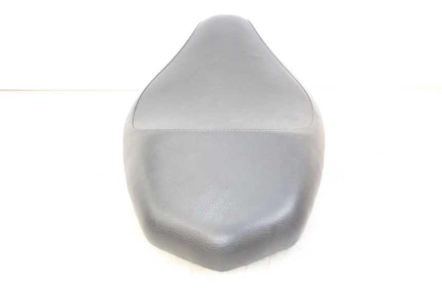 photo de SIEDZENIE PEUGEOT KISBEE 4T 50 (2010 - 2017) - Zbliżenie komponentów