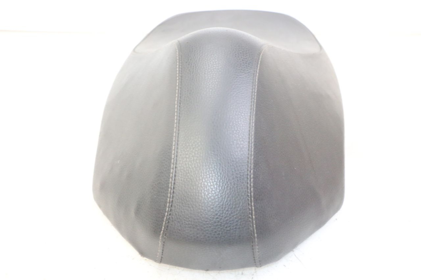 photo de SIEDZENIE PEUGEOT KISBEE 4T 50 (2010 - 2017) - Struktura - zbliżenie