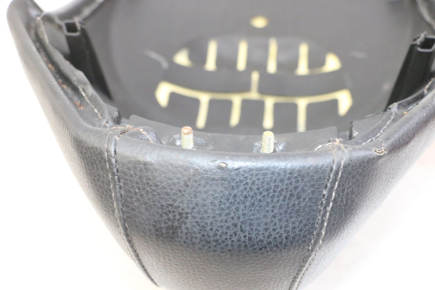 photo de SIEDZENIE PEUGEOT KISBEE 4T 50 (2010 - 2017) - Inny kąt widzenia