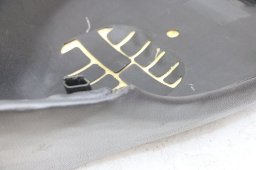 photo de SIEDZENIE PEUGEOT KISBEE 4T 50 (2010 - 2017) - Punkty mocowania