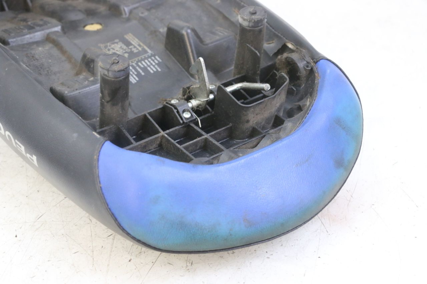 photo de SIEDZENIE PEUGEOT LUDIX ONE 50 (2005 - 2008) - Stan powierzchni