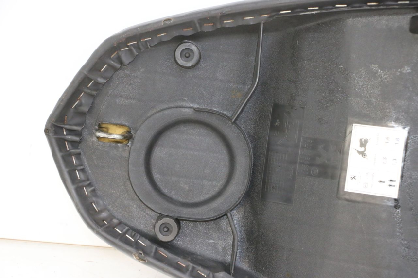 photo de SIEDZENIE PEUGEOT STREETZONE I 2T 50 (2018 - 2020) - Widok z bliska