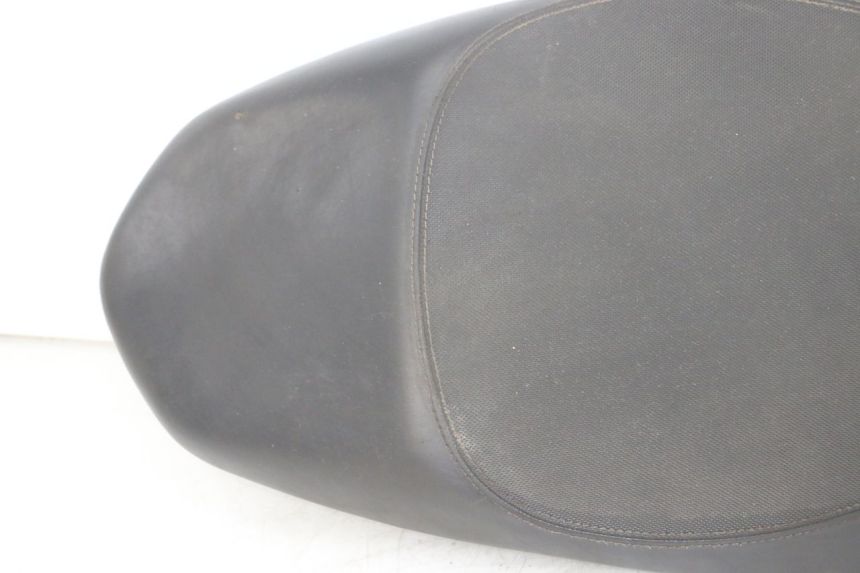 photo de SIEDZENIE PEUGEOT STREETZONE I 2T 50 (2018 - 2020) - Struktura - zbliżenie