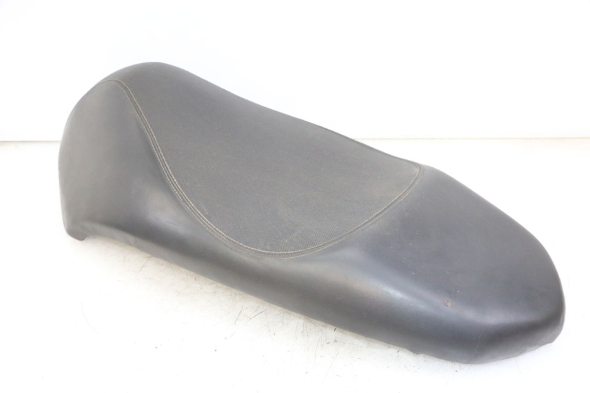 photo de SIEDZENIE PEUGEOT STREETZONE I 2T 50 (2018 - 2020) - Zbliżenie techniczne