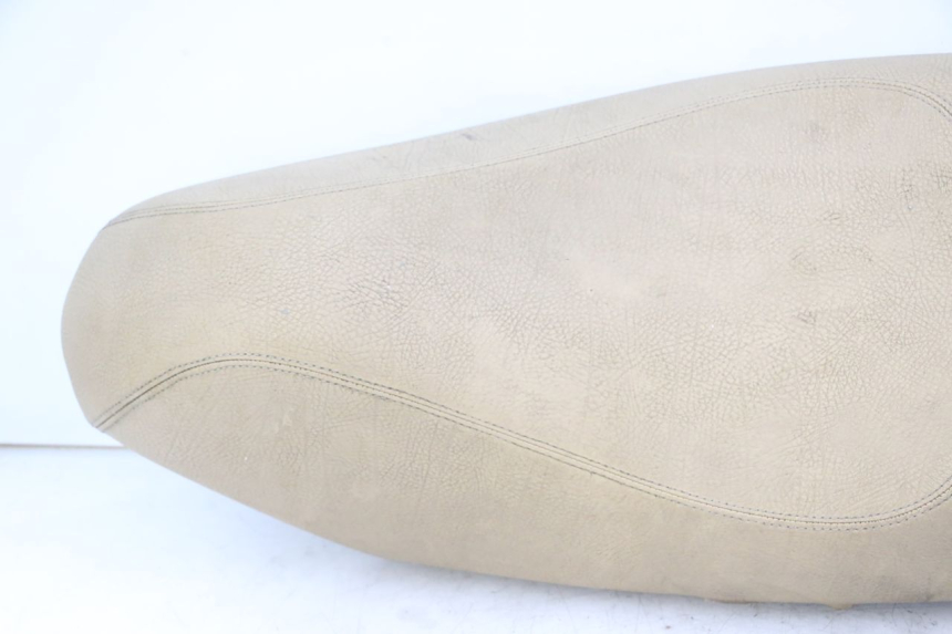 photo de SIEDZENIE PEUGEOT VIVACITY 125 (2010 - 2017) - Struktura - zbliżenie