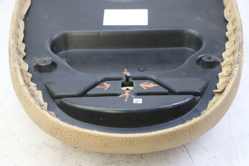 photo de SIEDZENIE PEUGEOT VIVACITY 125 (2010 - 2017) - Stan powierzchni