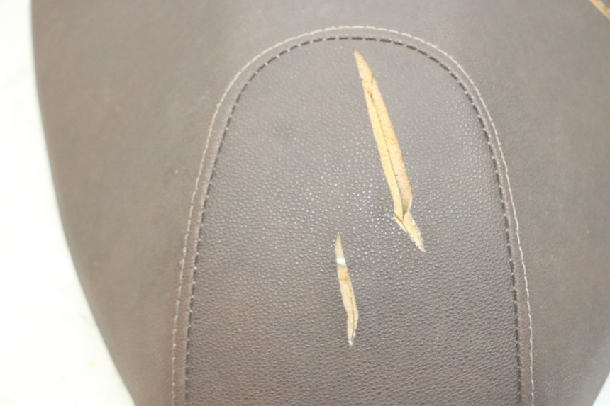 photo de SIEDZENIE EFUN PUSA 1 - Widok z bliska