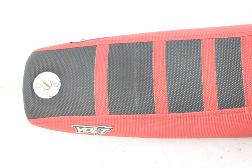 photo de SIEDZENIE APOLLO RFZ 125 - Szczegóły charakterystyczne