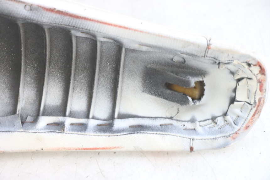 photo de SIEDZENIE GILERA RK 50 (1996 - 1999) - Inny kąt widzenia