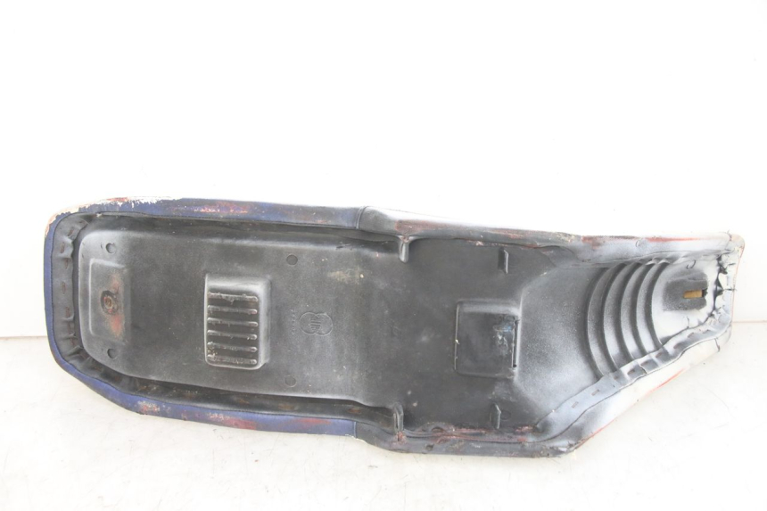 photo de SIEDZENIE GILERA RK 50 (1996 - 1999) - Punkty mocowania