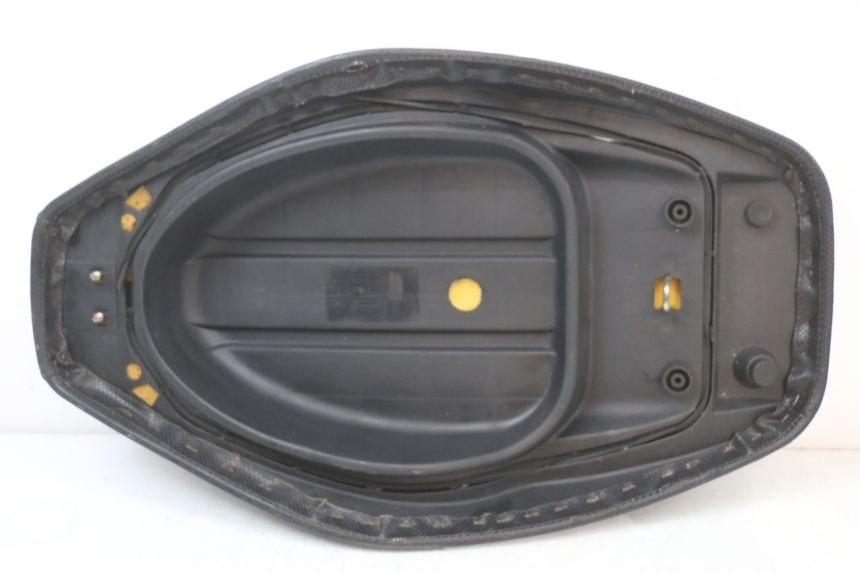 photo de SIEDZENIE TNT MOTOR ROMA 10' 2T 50 (2011 - 2018) - Szczegóły charakterystyczne