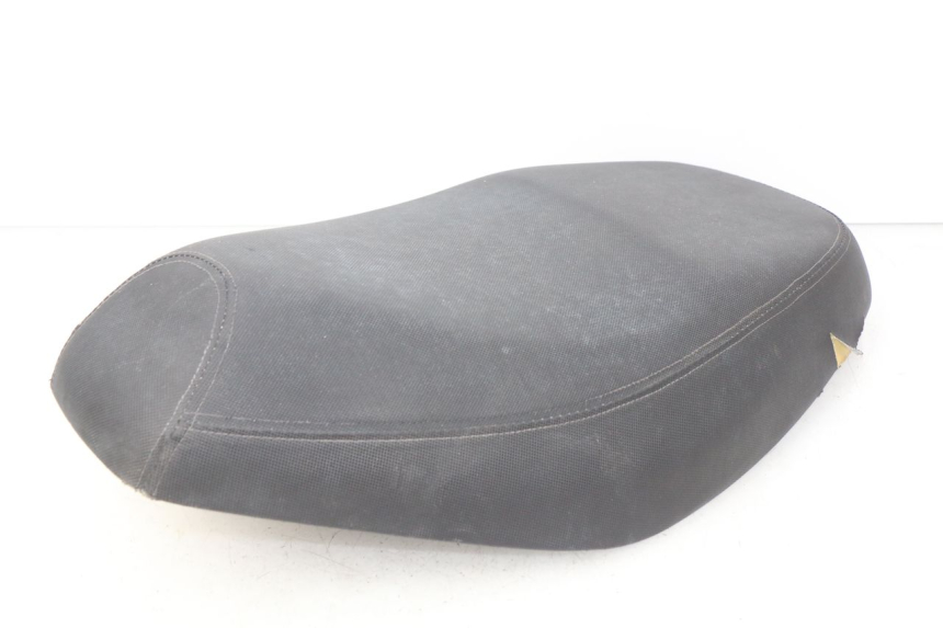 photo de SIEDZENIE TNT MOTOR ROMA 10' 4T 50 (2007 - 2018) - Zbliżenie techniczne