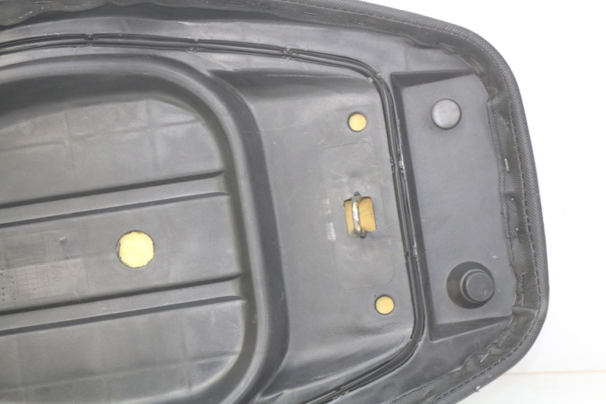 photo de SIEDZENIE TNT MOTOR ROMA 10' 4T 50 (2019 - 2022) - Widok produktu