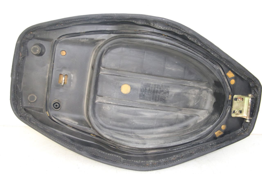 photo de SIEDZENIE TNT MOTOR ROMA 10' 4T 50 (2007 - 2018) - Punkty mocowania