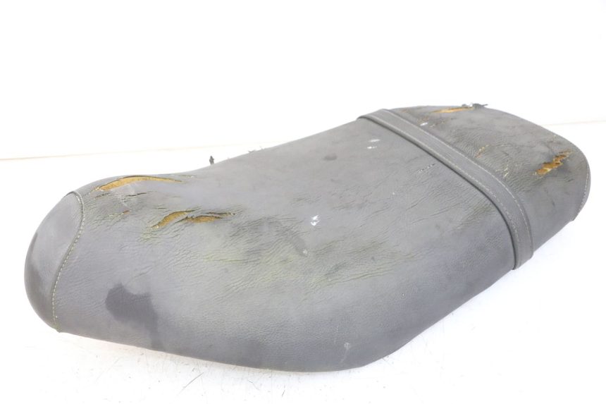 photo de SIEDZENIE GILERA RUNNER LC 50 (1997 - 1998) - Zbliżenie techniczne