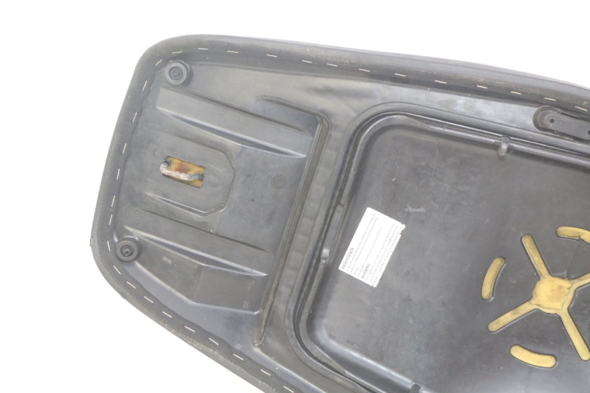 photo de SIEDZENIE GILERA RUNNER SP 50 (2009 - 2017) - Widok z bliska