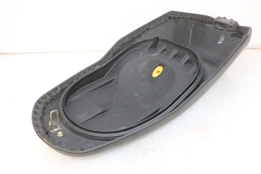 photo de SIEDZENIE DAELIM S1 125 (2007 - 2016) - Inny kąt widzenia