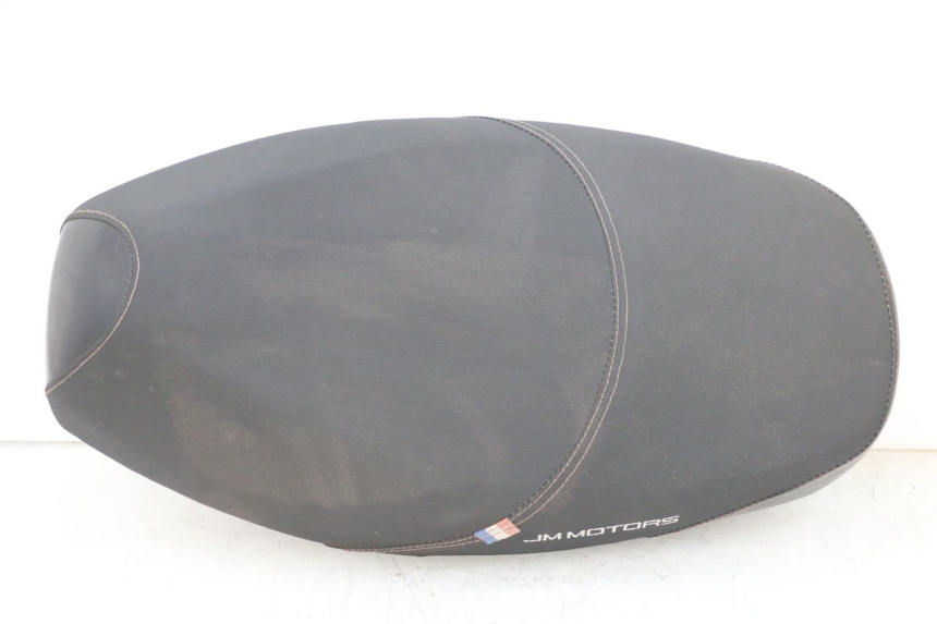 photo de SIEDZENIE JM MOTORS SANTANA EVO 50 (2024 - 2026) - Widok główny