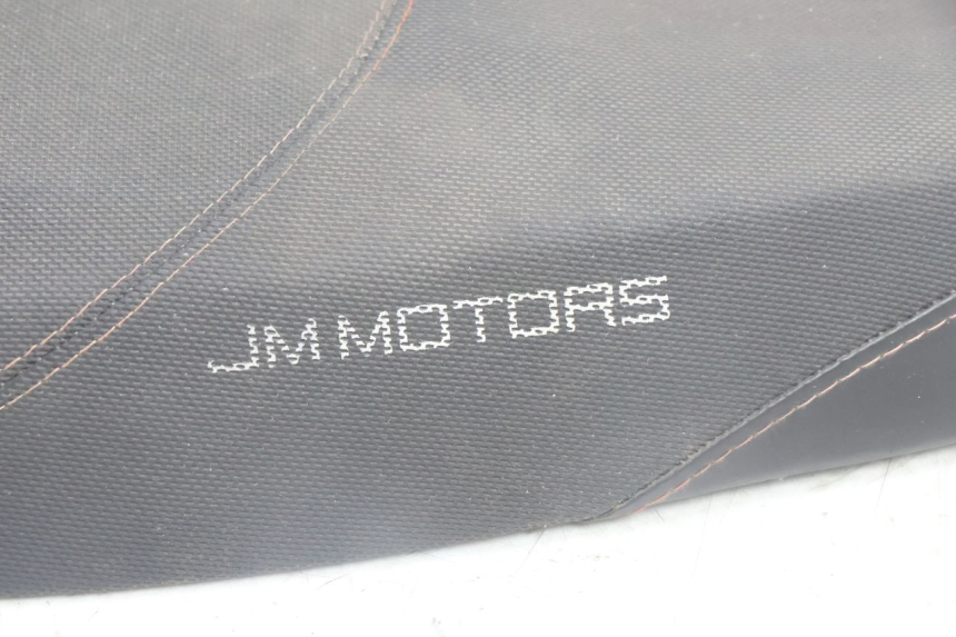photo de SIEDZENIE JM MOTORS SANTANA EVO 50 (2024 - 2026) - Punkty mocowania
