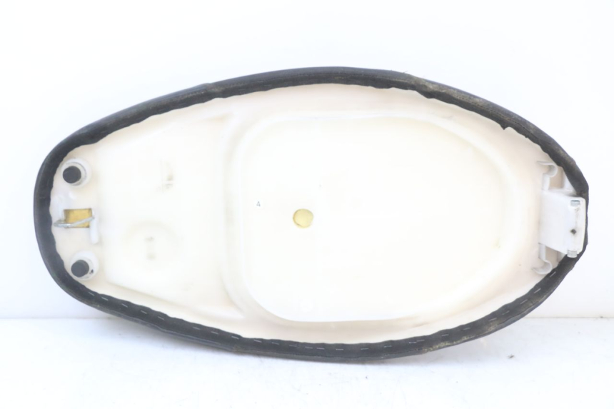 photo de SIEDZENIE JM MOTORS SANTANA 50 (2014 - 2023) - Inny kąt widzenia