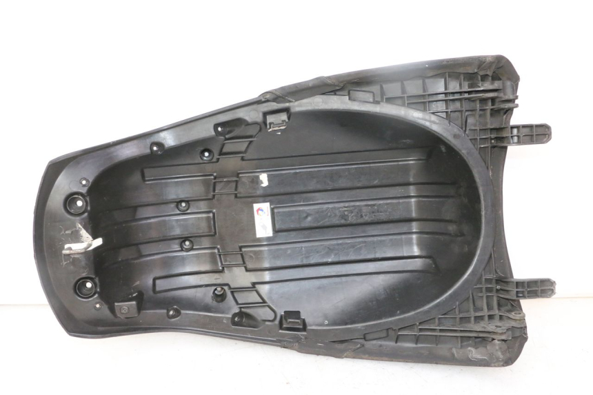 photo de SIEDZENIE PEUGEOT SATELIS 125 (2013 - 2018) - Zoom jakości