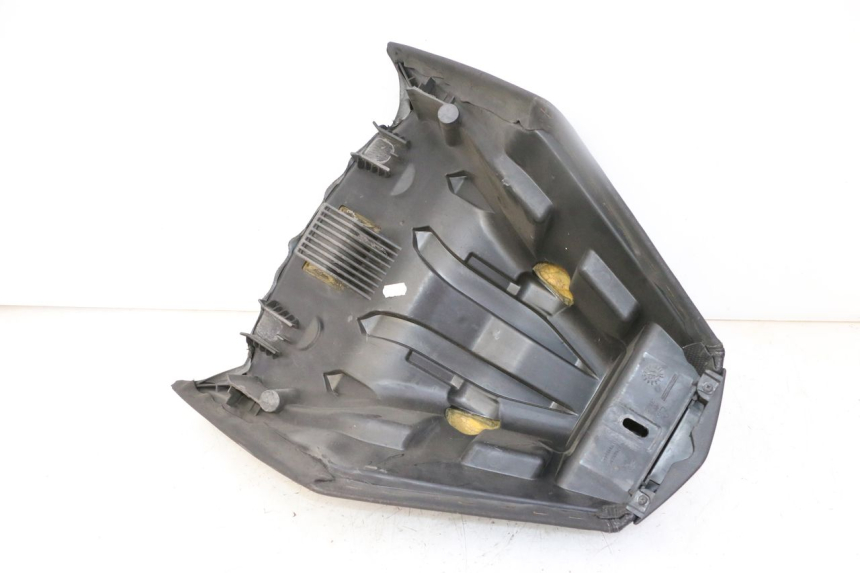 photo de SIEDZENIE PEUGEOT SATELIS 125 (2013 - 2018) - Zbliżenie techniczne