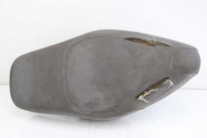 photo de SIEDZENIE APRILIA SCARABEO 4T 50 (2009 - 2017) - Punkty mocowania