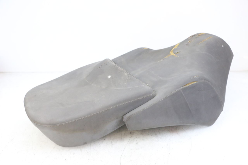 photo de SIEDZENIE APRILIA SCARABEO GT 125 (1999 - 2007) - Szczegóły charakterystyczne