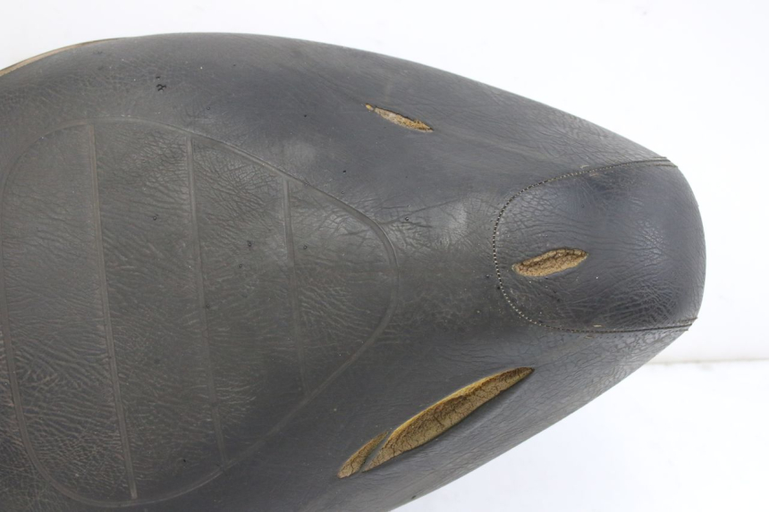 photo de SIEDZENIE APRILIA SCARABEO 100 (2003 - 2012) - Struktura - zbliżenie