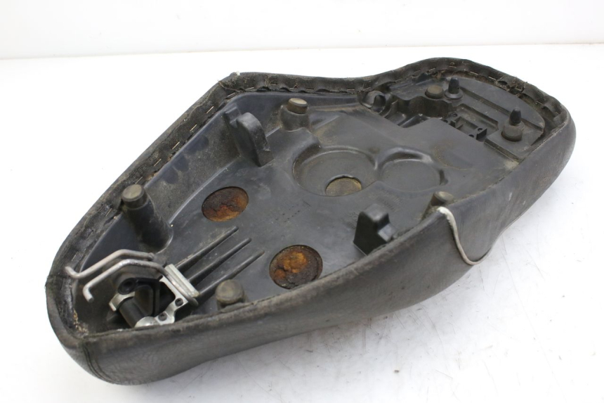 photo de SIEDZENIE APRILIA SCARABEO 100 (2003 - 2012) - Inny kąt widzenia